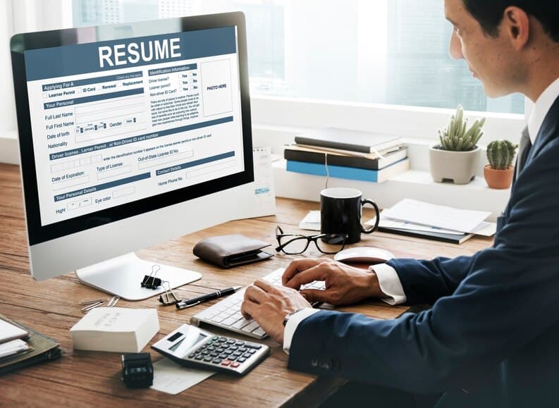 7 Outstanding Reasons to Choose Resume Writing That Converts You at WorkVix.Com